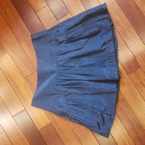 Kensie Silk blend skirt. Gray, pockets, pleats & decorative trim Women's 12